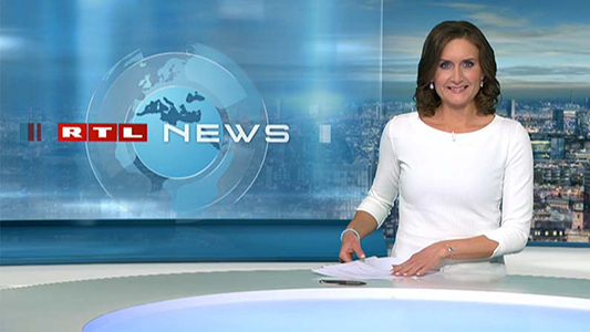 Fabricia Karutz moderiert im RTL-Studie den News Flash